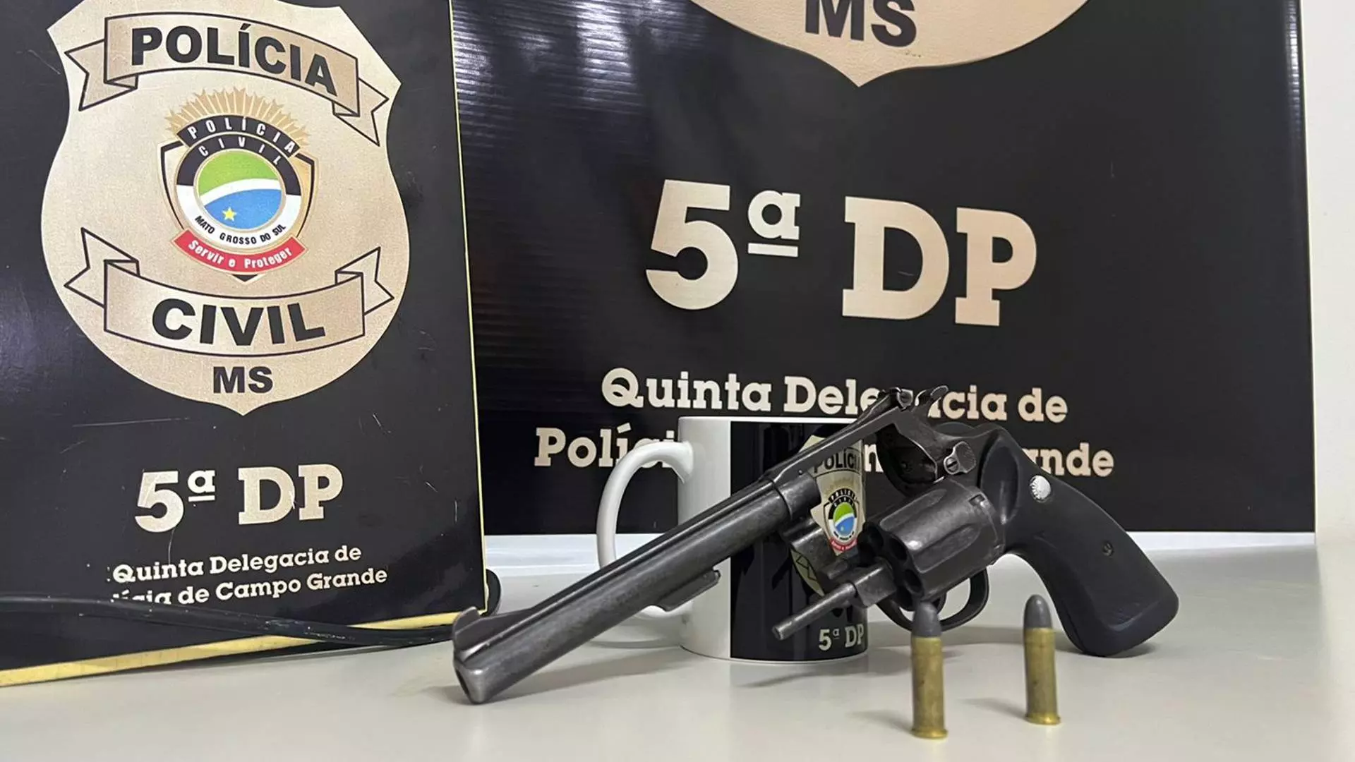 Dono de bar diz que atirou em grávida e padrasto para se defender de agressões