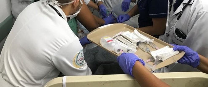 Menina de 6 anos fica em estado grave após ser picada por escorpião em Bairro de Campo Grande