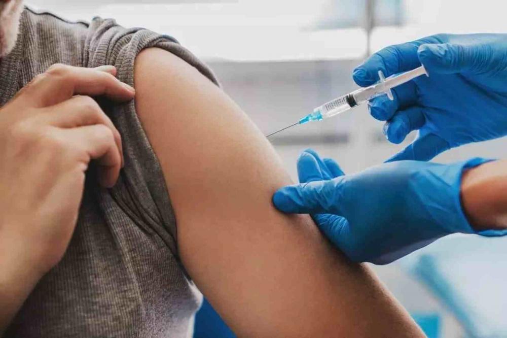 Casos de Covid-19 dobram em MS e saúde cobra municípios para reforçar testes e vacinação
