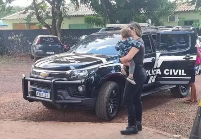 Mãe que “sequestrou” filho diz que criança não estava feliz com a tia