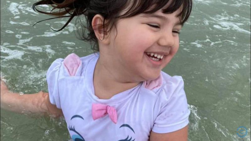 PERIGO: Menina morre ao estourar balão do seu 7º aniversário nos EUA