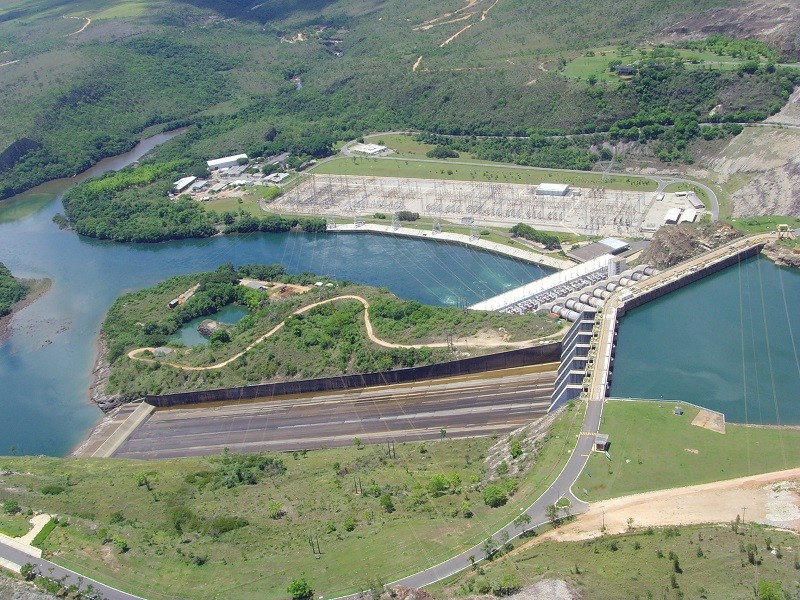 Usinas de Furnas poderão gerar energia hidrelétrica e solar