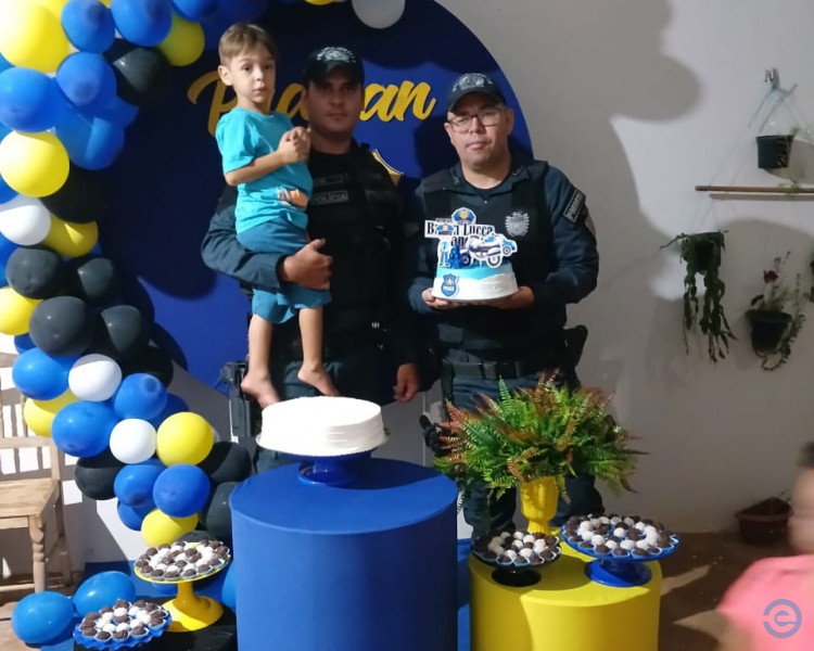 Policiais Militares participam de aniversário e realizam sonho de criança