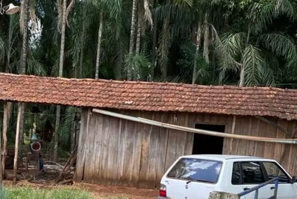 Idosa é atacada a machadadas e agoniza por 18 horas, abandonada por testemunhas