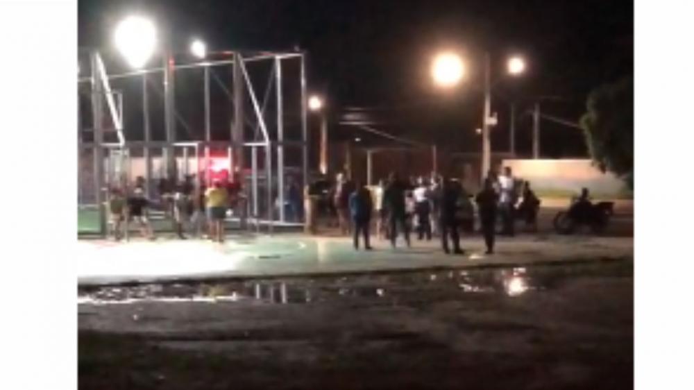 VÍDEO: Crianças vão parar na delegacia após prefeito de MS flagrar jogo em quadra fechada