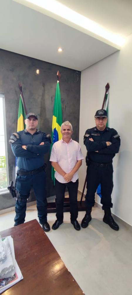 Comandante do 5º Batalhão da Polícia Militar realiza visita ao 3º Pelotão PM em Sonora – MS.