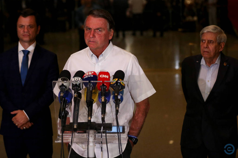 Advogado de Valdemar renuncia defesa de Jair 