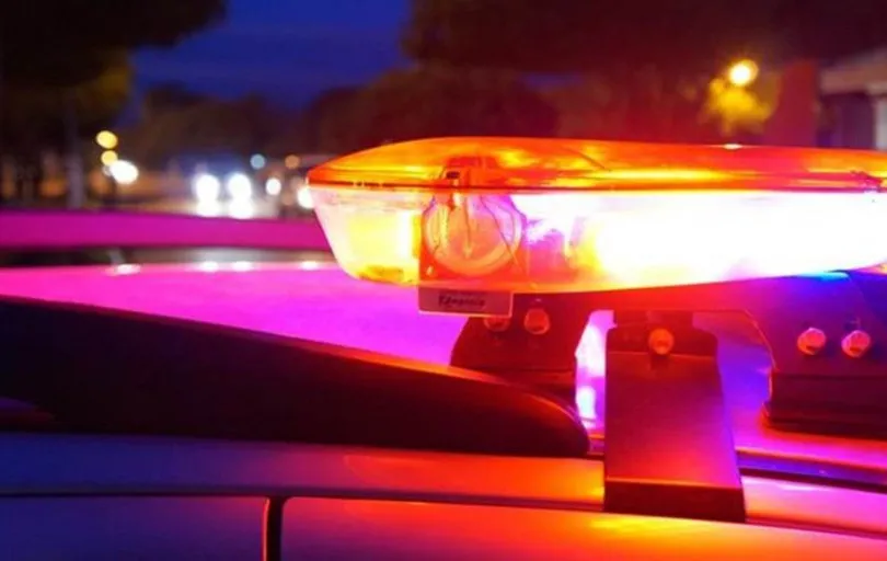 Bebê morre afogado ao cair em balde enquanto mãe estendia roupa