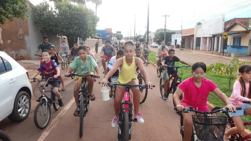Pedalada de Boas-Vindas marca início das oficinas do CRAS em Pedro Gomes