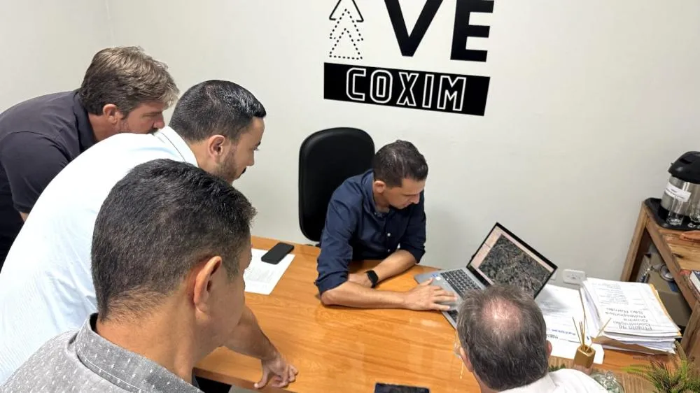 Prefeito de Pedro Gomes discute recuperação de estradas rurais com Prefeito de Coxim