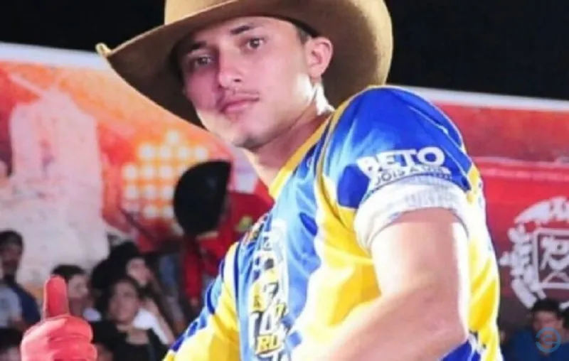 Peão é pisoteado por boi durante rodeio e morre em Mato Grosso