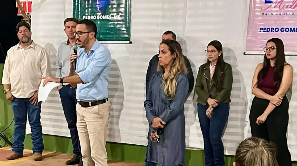 Prefeito Delegado Murilo presta contas do 1º semestre em encontro com apoiadores e filiados do PL.