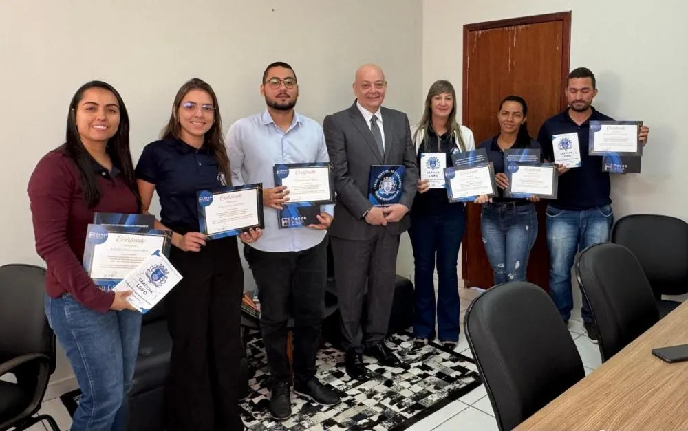 Entrega de Certificados e Cartilhas de LGPD marca compromisso da Câmara de Pedro Gomes com a proteção de dados