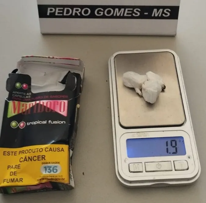 Polícia Militar prende jovem por posse de droga em Pedro Gomes