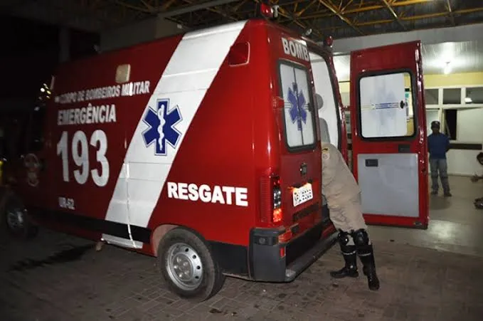 Caminhoneiro é esfaqueado em pátio de posto na BR-163, em Coxim