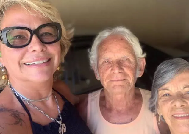 Mãe e avós de Flávio Bolsonaro são feitos reféns durante assalto no interior do RJ
