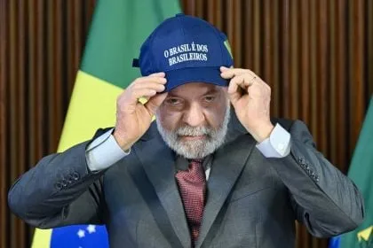 “Se Trump quiser negociar, Lulinha paz e amor está de volta”, diz Lula