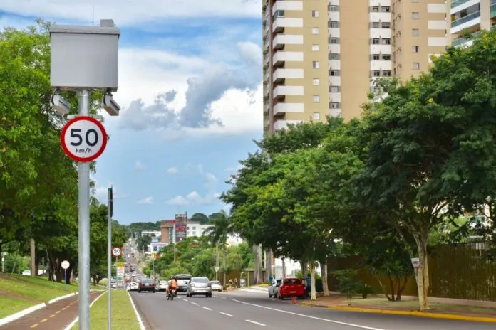 Justiça suspende multas de radares na capital e determina devolução de valores pagos