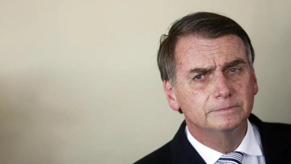 Bolsonaro pede autorização a Moraes para procedimento cirúrgico