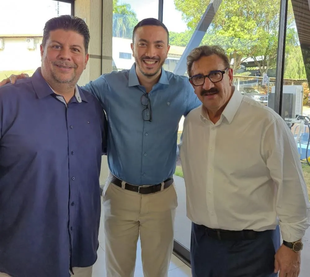 Prefeito Delegado Murilo participa de encontro com Ratinho, governador Riedel e prefeitos em Campo Grande