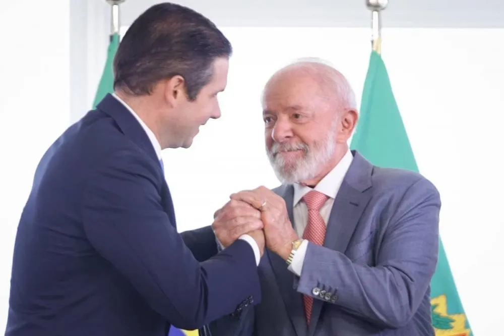 Motta diz que Lula está 'caminhando para uma quarta eleição' 