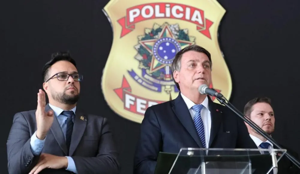 Moraes autoriza investigação sobre interferência de Bolsonaro na PF