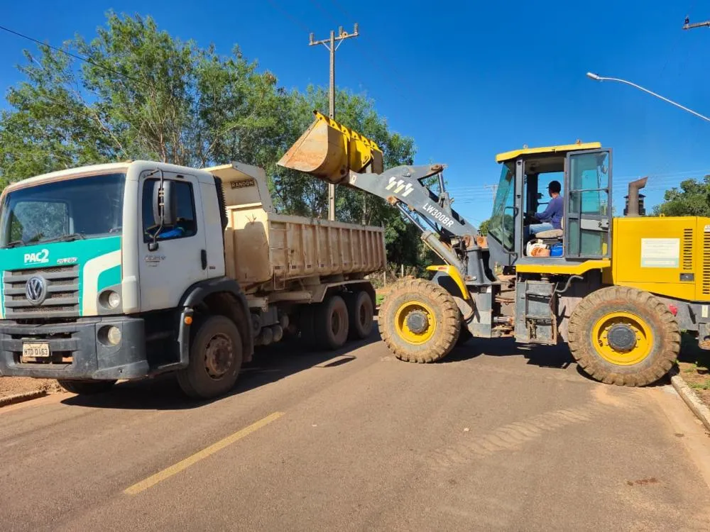 Prefeitura de Pedro Gomes realiza mutirão de limpeza na cidade