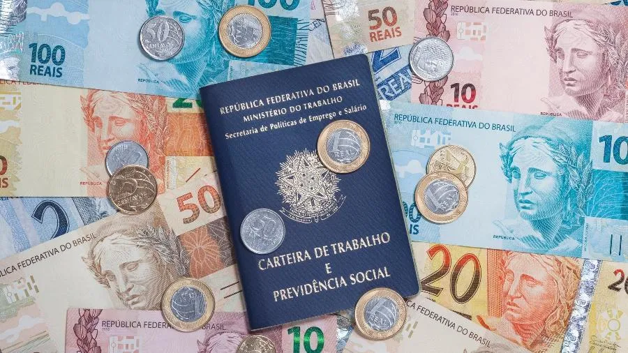 Governo confirma salário mínimo de R$ 1.621 em 2026