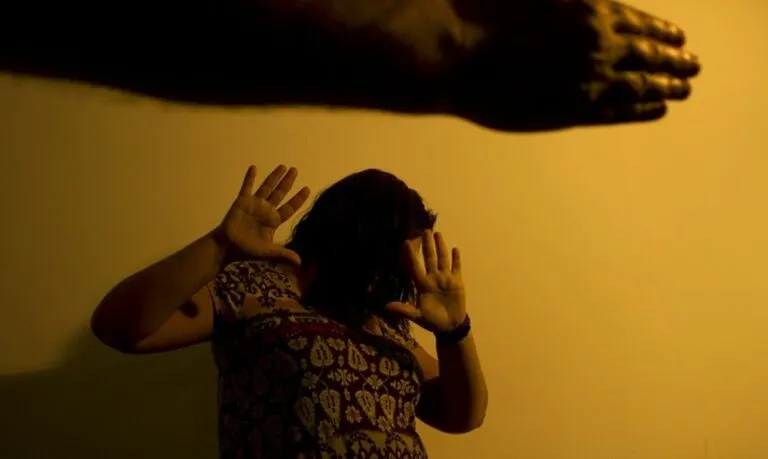Com mais de 21,5 mil registros, 2025 se torna o ano mais violento contra mulheres em MS