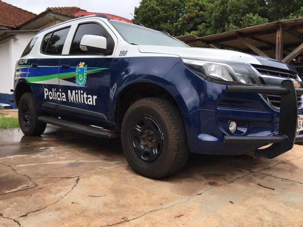 Policia Militar de Rio Verde impedem homem de cometer suicídio