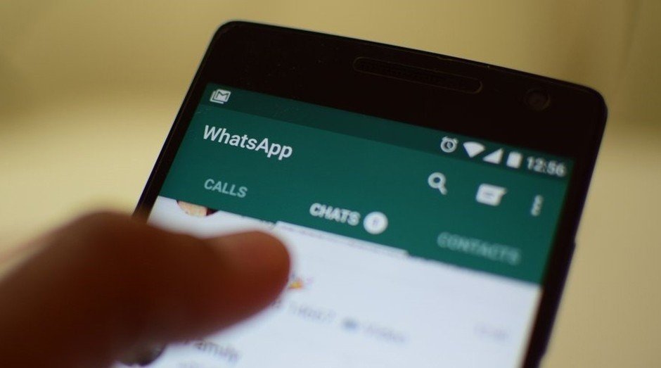 Casal é preso após organizar festa pelo whats e propor sexo a três com adolescente de 13 anos