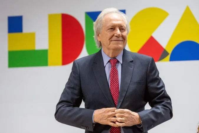 Master pagou por consultoria de escritório de Lewandowski quando ele era ministro da Justiça