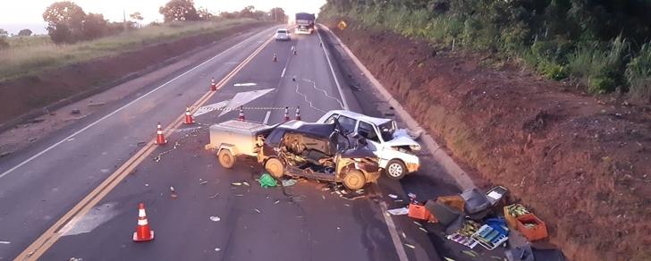 Motorista morre e dois ficam feridos em colisão frontal na BR-163, próximo a Rio Verde