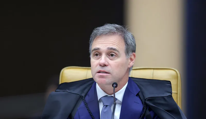 Mendonça proíbe CPI do INSS de acessar documentos sigilosos de Vorcaro