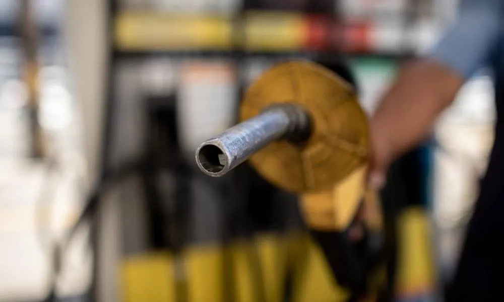 Governo propõe que estados zerem ICMS do diesel importado