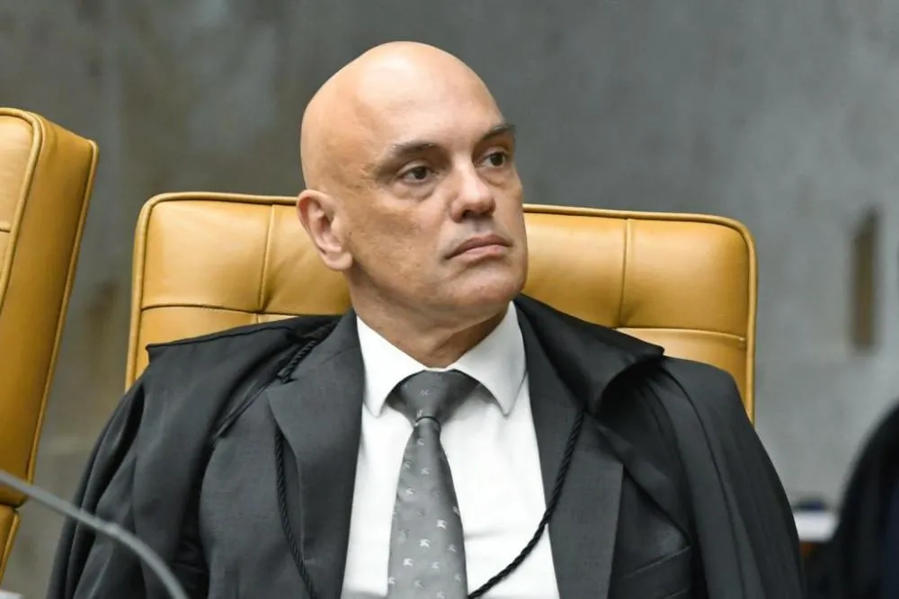 Contador acusado de quebrar sigilo de parentes de autoridades é preso após ordem de Moraes