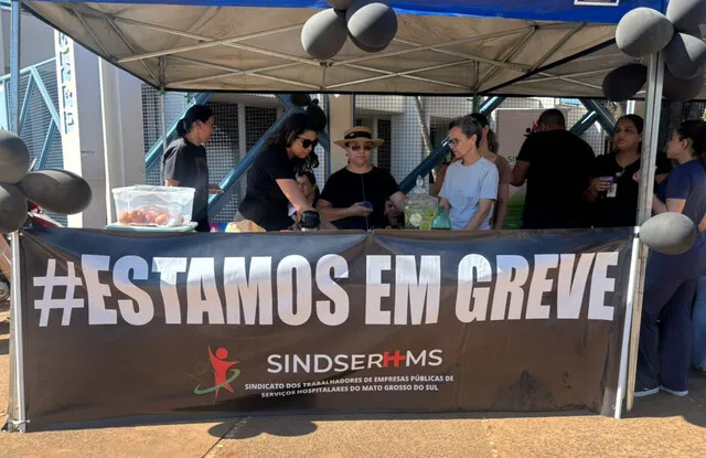 Servidores do HU em Campo Grande entram em greve e reclamam de perdas que começaram na pandemia