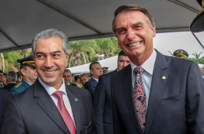 Bolsonaro desafia zerar ICMS, mas gasolina passará de R$ 5 em MS