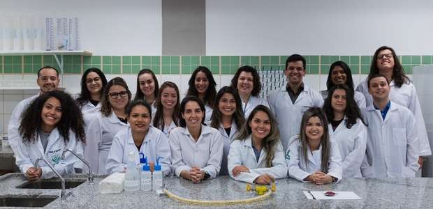 Grupo de pesquisa da UFMS descobre fruto pantaneiro que pode ajudar no combate ao câncer