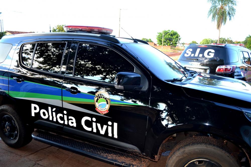 Briga entre irmãos termina com um gravemente ferido a facada no pescoço