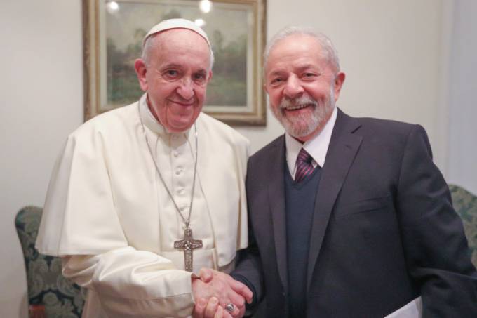 Lula se encontra com o papa Francisco no Vaticano