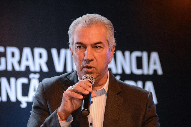 Governador Reinaldo Azambuja e outros 19 governadores assinam carta com críticas à Bolsonaro