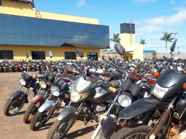 Detran-MS faz leilão online de 80 veículos apreendidos no interior